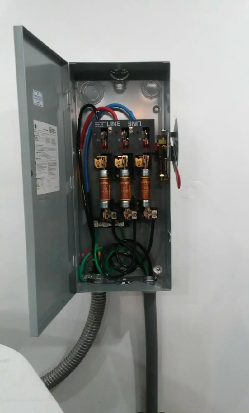 Three-phase disconnect switch installed for Smoke Detector Installation in Woods Cross